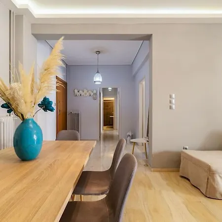 Urban Grey Apartment *